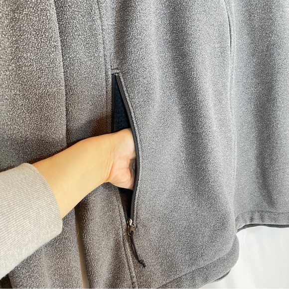 The North Face zippered grey sweater, size XL - Picture 7 of 14